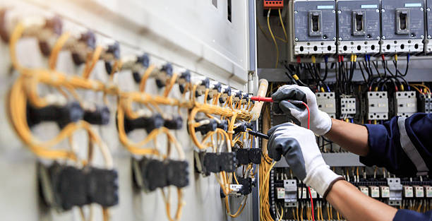 Professional Electrician technician working in South Lyon, MI